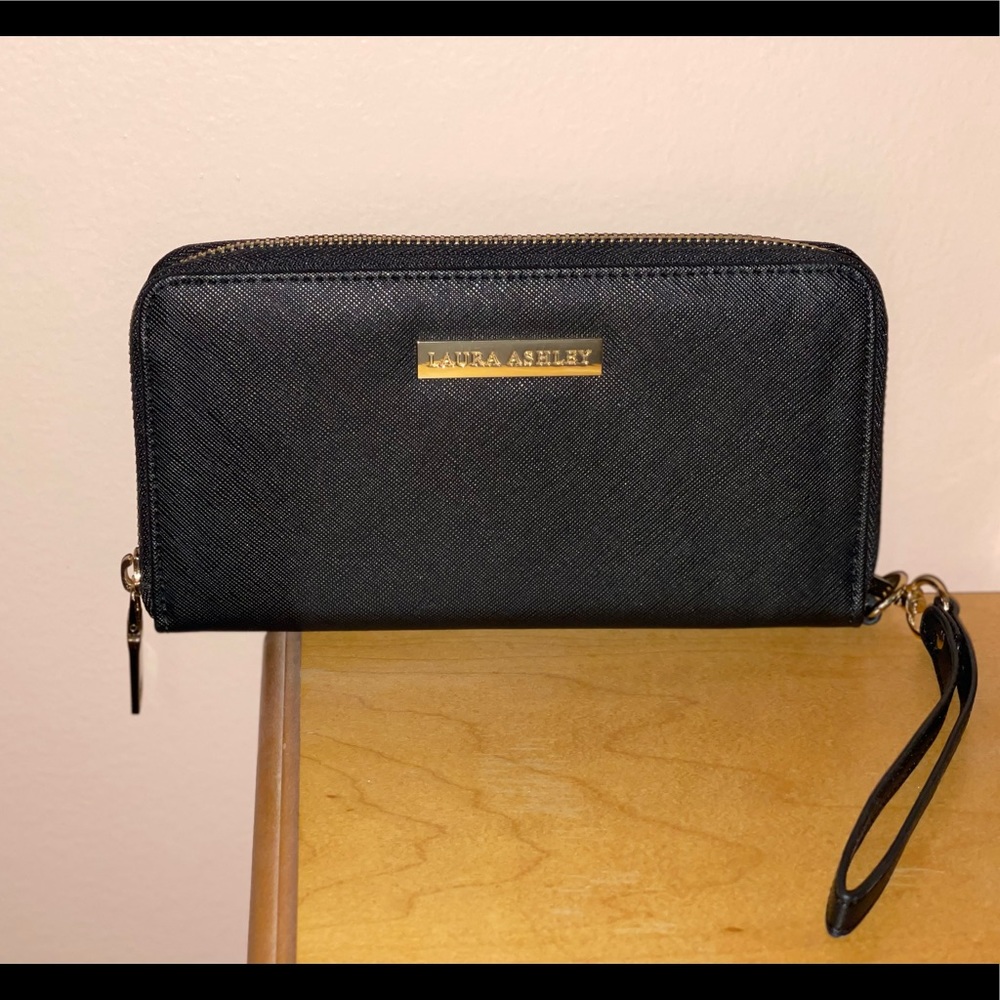 Laura Ashley hand wallet